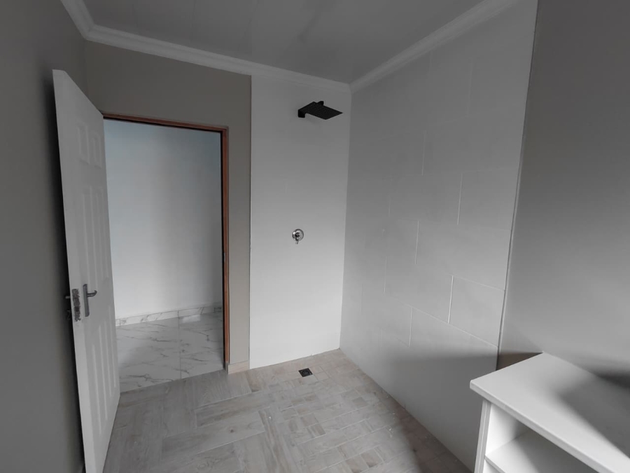 3 Bedroom Property for Sale in Paradise Beach Eastern Cape